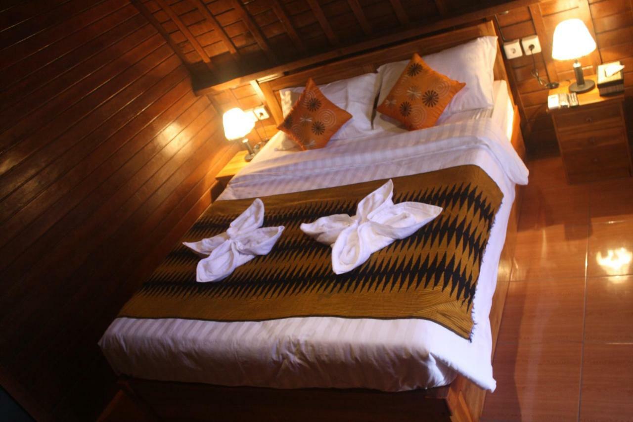 Lotus Bungalow Hotel Nusa Penida Exterior foto